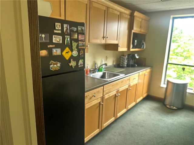 708 McKnight Park Drive, Ross Twp, PA 15237