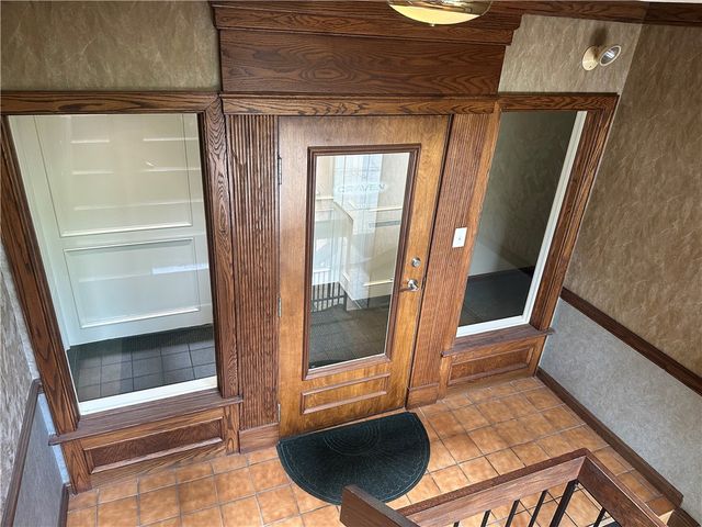 708 McKnight Park Drive, Ross Twp, PA 15237