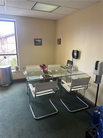 708 McKnight Park Drive, Ross Twp, PA 15237