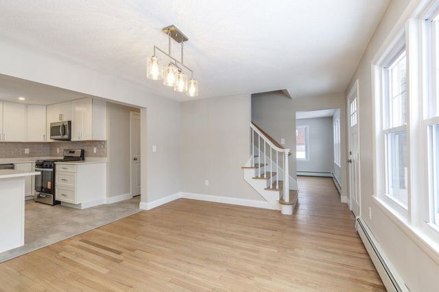 16 Emerson Road, Nashua, NH 03062