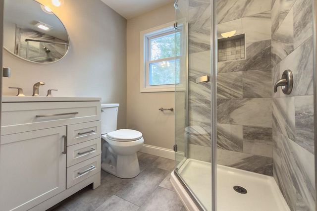 16 Emerson Road, Nashua, NH 03062