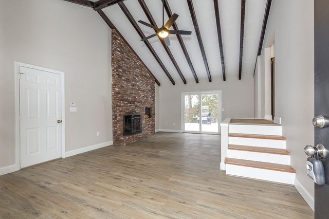 16 Emerson Road, Nashua, NH 03062