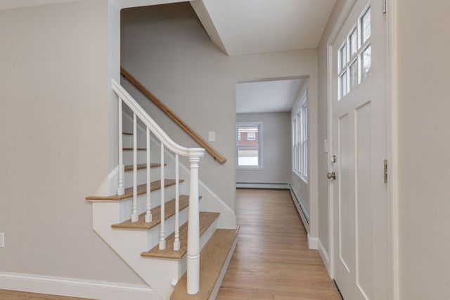 16 Emerson Road, Nashua, NH 03062