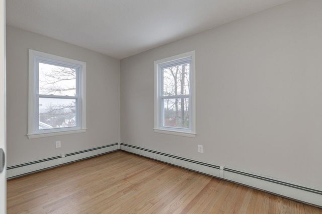 16 Emerson Road, Nashua, NH 03062