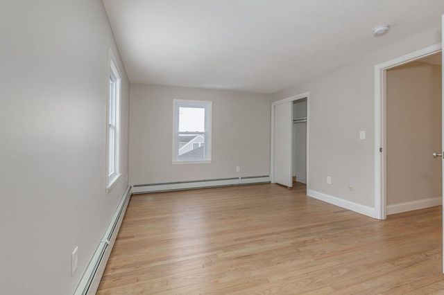 16 Emerson Road, Nashua, NH 03062