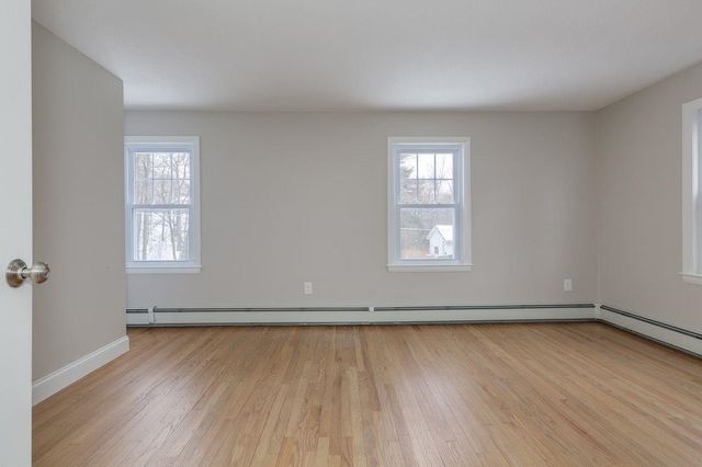 16 Emerson Road, Nashua, NH 03062