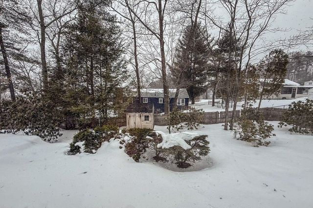 16 Emerson Road, Nashua, NH 03062