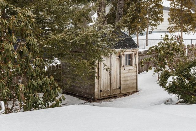 16 Emerson Road, Nashua, NH 03062