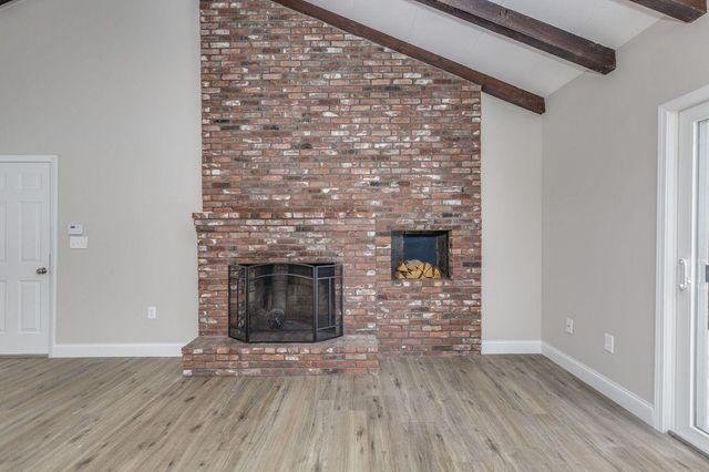 16 Emerson Road, Nashua, NH 03062