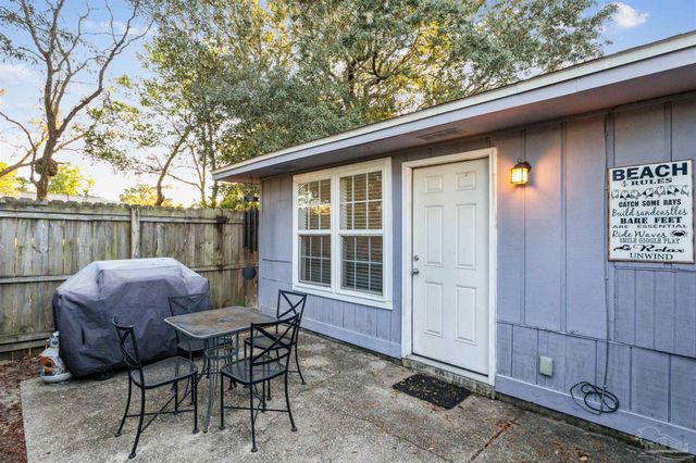 3382 Green Briar Cir, Gulf Breeze, FL 32563