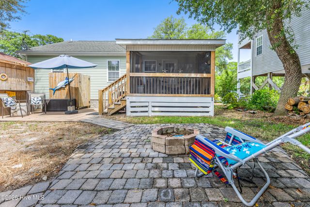 145 NW 10th Street, Oak Island, NC 28465