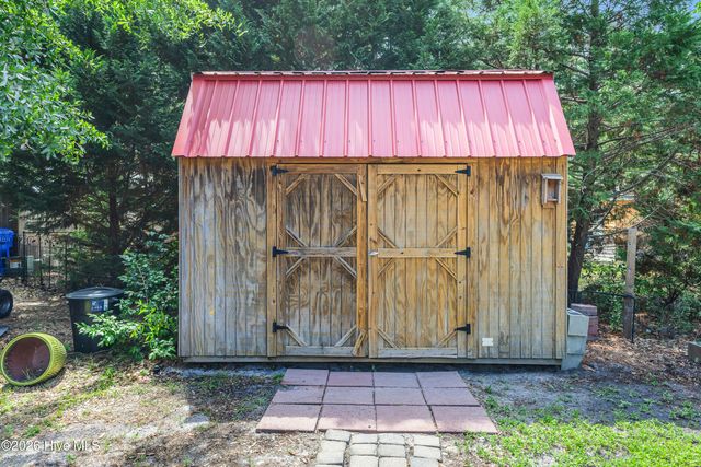145 NW 10th Street, Oak Island, NC 28465