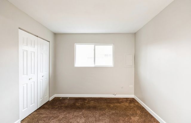 808 Mackinaw Avenue, Calumet City, IL 60409