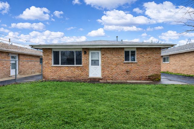 808 Mackinaw Avenue, Calumet City, IL 60409