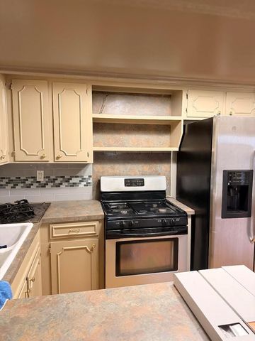 1602 Willow Rock Road, Houston, TX 77088