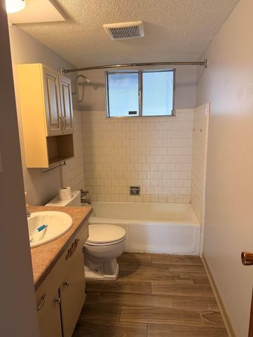 1602 Willow Rock Road, Houston, TX 77088