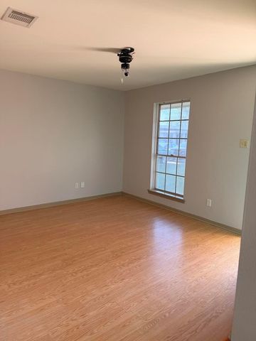 1602 Willow Rock Road, Houston, TX 77088