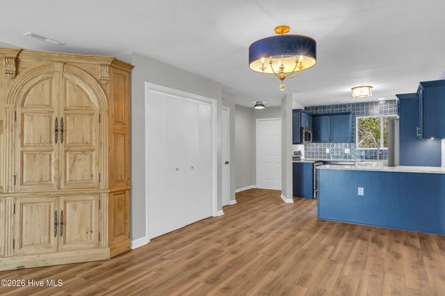 5221 Largo Court 4c- 202, Wilmington, NC 28409