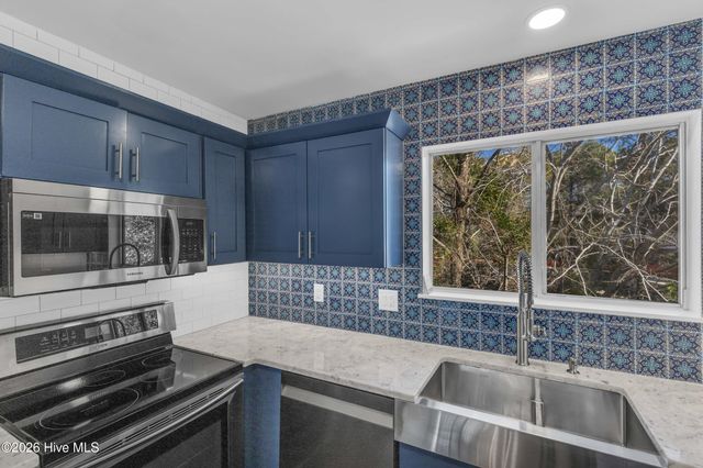 5221 Largo Court 4c- 202, Wilmington, NC 28409