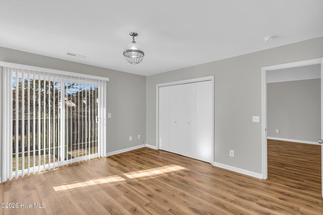 5221 Largo Court 4c- 202, Wilmington, NC 28409