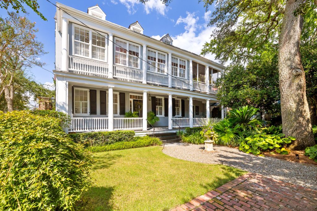 14 Limehouse Street, Charleston, SC 29401