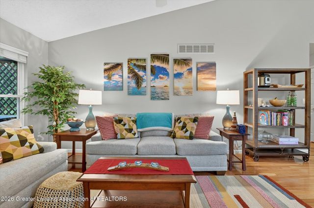 27 Aviemore Drive, Mason, MI 48854