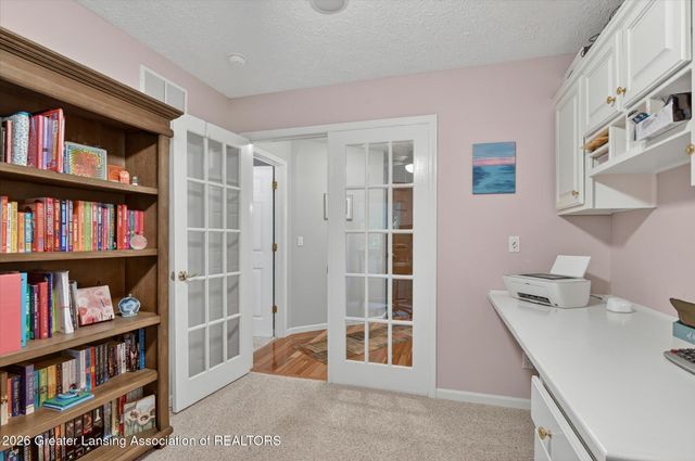 27 Aviemore Drive, Mason, MI 48854