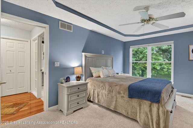 27 Aviemore Drive, Mason, MI 48854