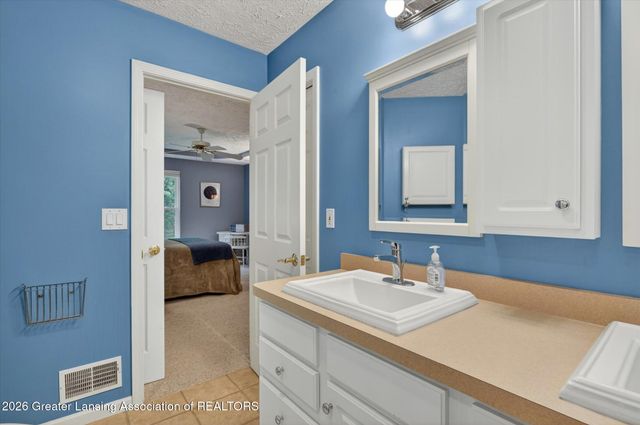 27 Aviemore Drive, Mason, MI 48854