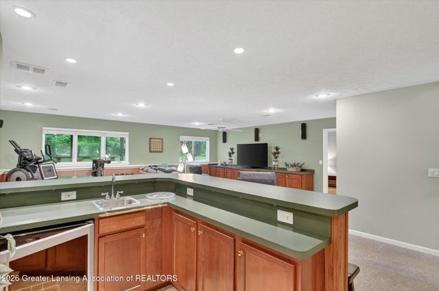 27 Aviemore Drive, Mason, MI 48854