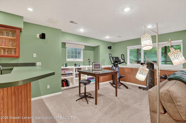 27 Aviemore Drive, Mason, MI 48854