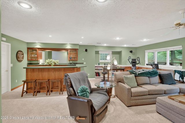 27 Aviemore Drive, Mason, MI 48854