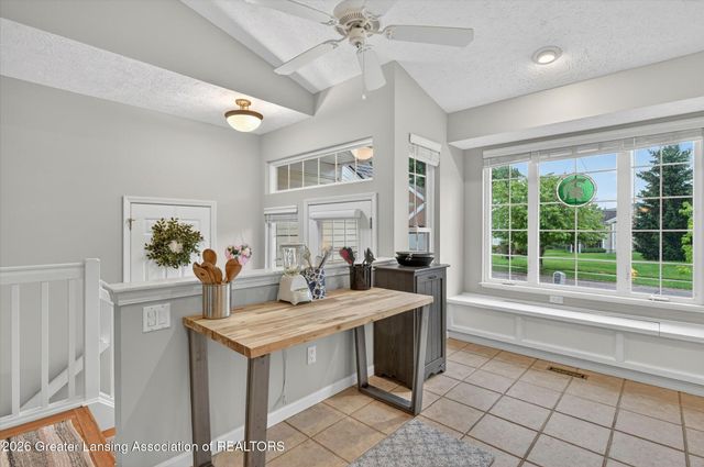 27 Aviemore Drive, Mason, MI 48854
