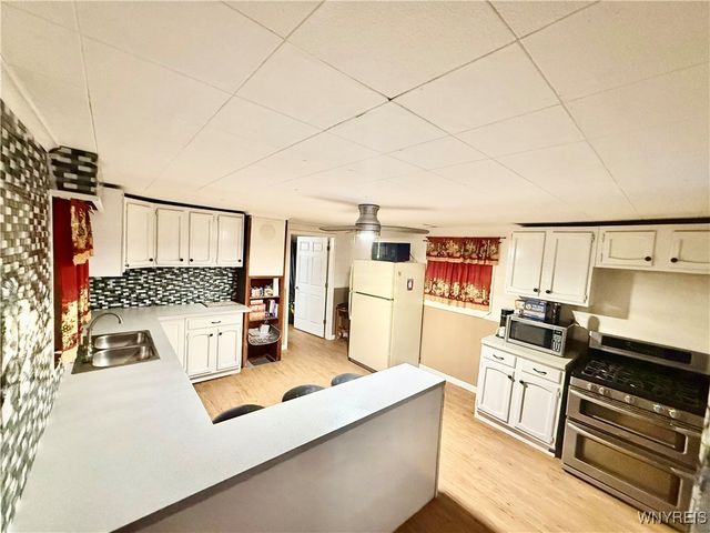 823 South Division Street, Buffalo, NY 14210