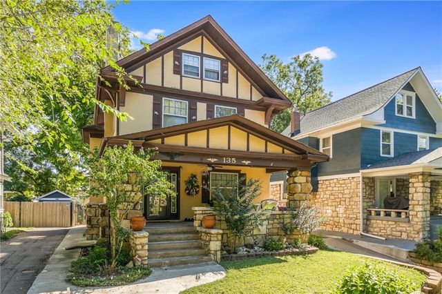 135 Elmwood Avenue, Kansas City, MO 64123