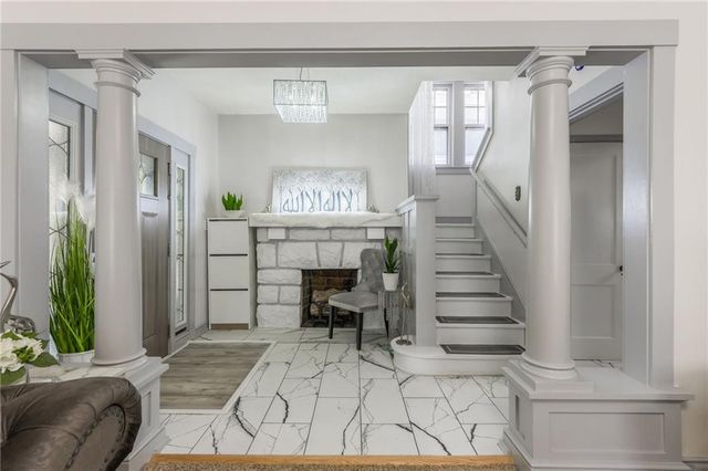 135 Elmwood Avenue, Kansas City, MO 64123