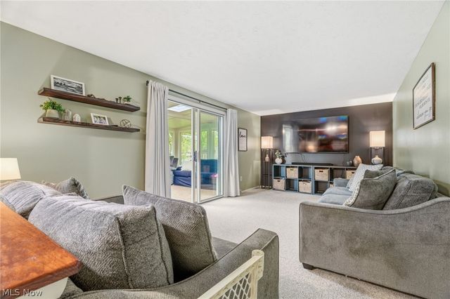 4501 Chatwood Drive, Stow, OH 44224