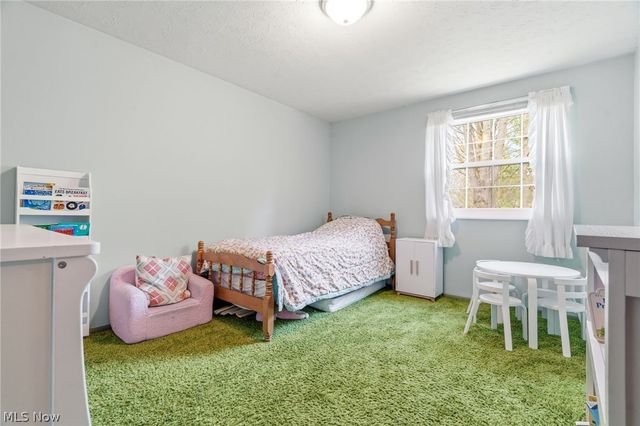 4501 Chatwood Drive, Stow, OH 44224