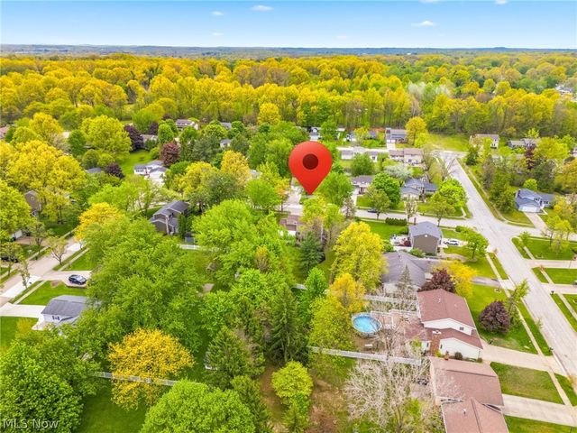 4501 Chatwood Drive, Stow, OH 44224