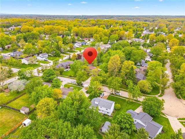 4501 Chatwood Drive, Stow, OH 44224