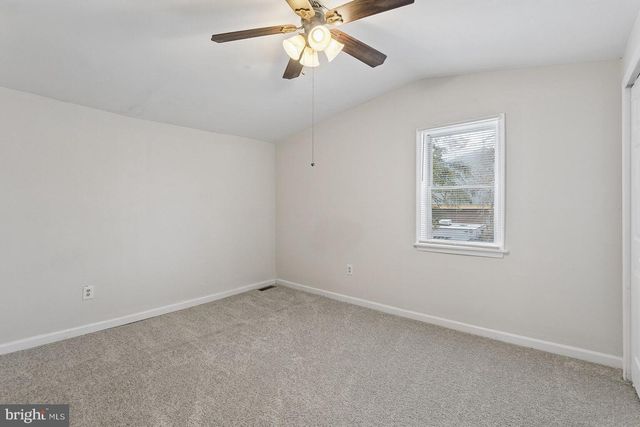 9 E FEDERAL ST, Burlington, NJ 08016