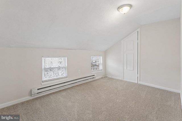 9 E FEDERAL ST, Burlington, NJ 08016