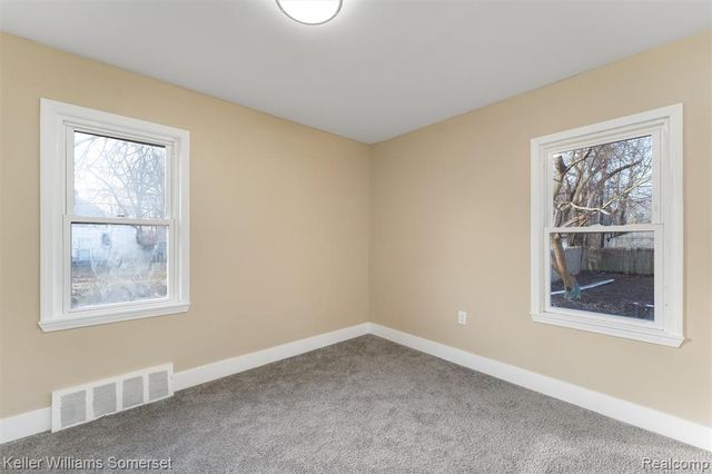 19711 Chapel Street, Detroit, MI 48219