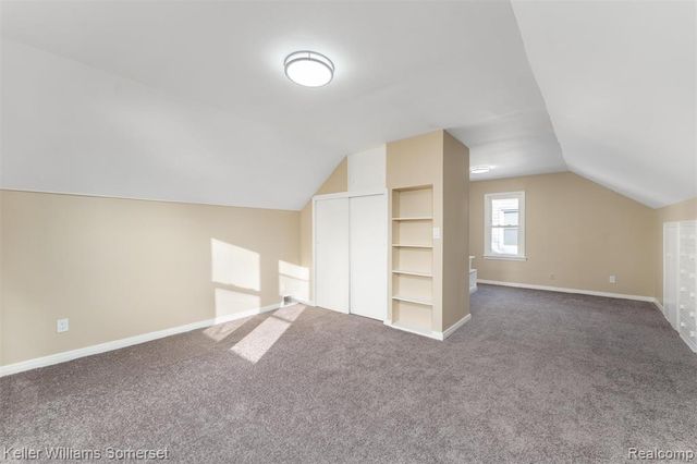 19711 Chapel Street, Detroit, MI 48219