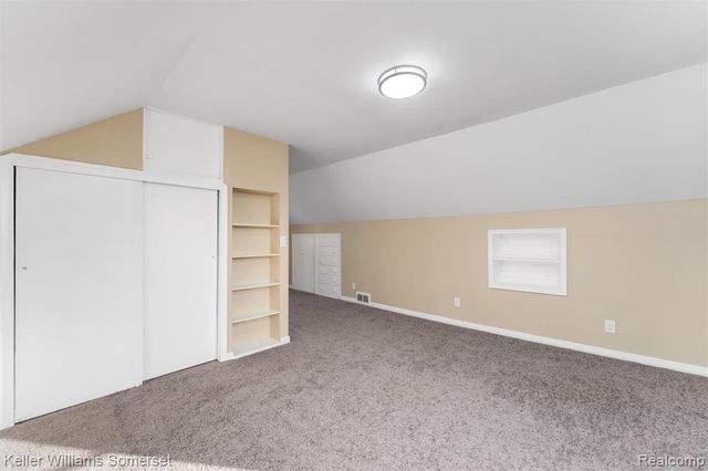 19711 Chapel Street, Detroit, MI 48219