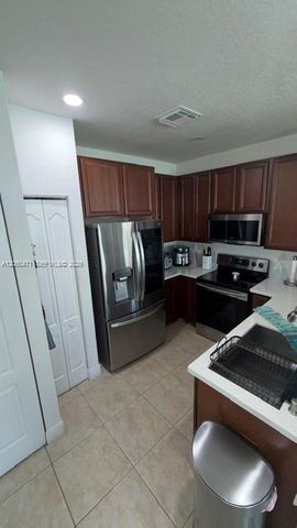 14099 SW 275th Street, Homestead, FL 33032