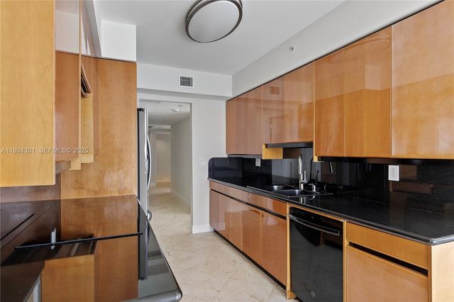 18671 Collins Ave 1702, Sunny Isles Beach, FL 33160