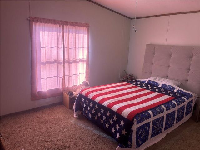 210 S Walnut Street, Houstonia, MO 65333