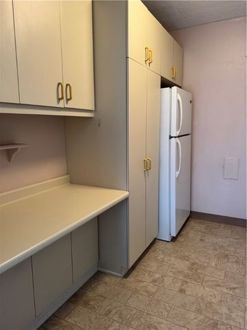 1160 Bower Hill 314A, Mt Lebanon, PA 15243