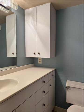 1160 Bower Hill 314A, Mt Lebanon, PA 15243